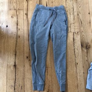 Lululemon sweatpants joggers